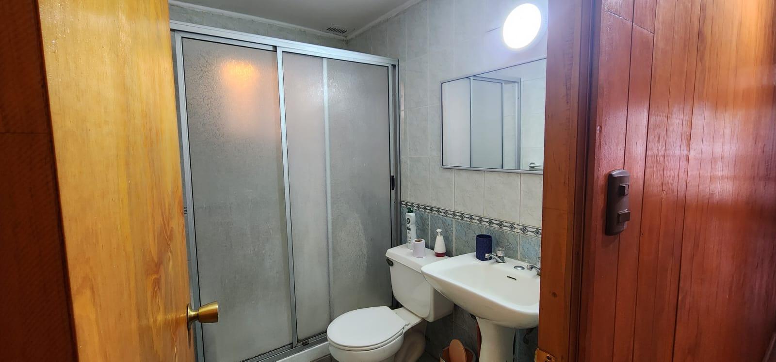 En venta casa ubicada en Calle Regimiento Arica (frente Colegio Altazor) - Image# 8
