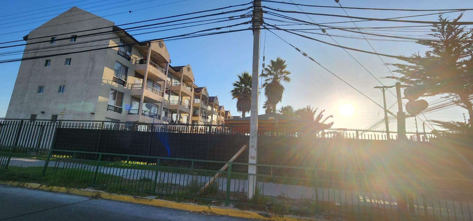 SE VENDE AMPLIO DEPARTAMENTO EN CONDOMINIO LAS AMERICAS - Image# 3
